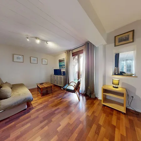 Le Petit Paradis - Joli T2 Idéalement Placé Au Pied Du Chateau Appartement Annecy