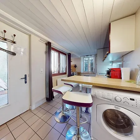 Appartement Le Petit Paradis - Joli T2 Idéalement Placé Au Pied Du Chateau *