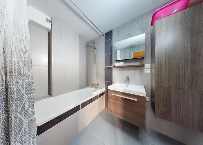 Le Petit Paradis - Pretty T2 Ideally Located At The Foot Of The Chateau * Annecy